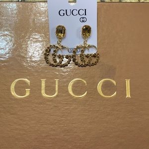 copy-costume gg earrings